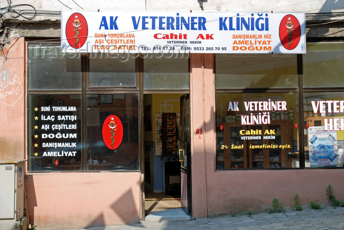 turkey518: Trabzon province, Black Sea region, Turkey: veterinarian clinic - photo by W.Allgöwer - (c) Travel-Images.com - Stock Photography agency - Image Bank