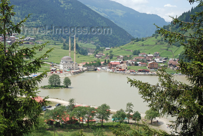 turkey522: Uzungöl, Trabzon province, Black Sea region, Turkey: Uzungöl lake seen from above - Kaçkar Mountains - photo by W.Allgöwer - (c) Travel-Images.com - Stock Photography agency - Image Bank