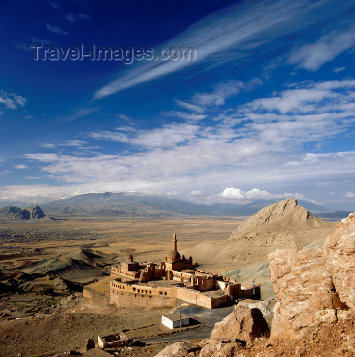 turkey543: Dogubeyazit district, Agri province, Eastern Anatolia, Turkey: Ishak Pasha Palace - Ottoman-period architecture - Ishak Pasa Sarayi - Koska Ishaq Pasa - photo by W.Allgöwer - (c) Travel-Images.com - Stock Photography agency - Image Bank