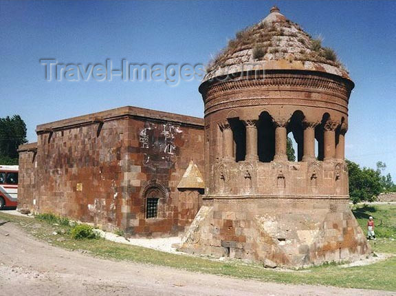 turkey58: Ahlat,  Bitlis province - Kurdistan, Eastern Anatolia region, Turkey: Emir Bayindir tomb and mosque - Seljuk architecture - Emir Bayindir Kümbeti - photo by G.Frysinger - (c) Travel-Images.com - Stock Photography agency - Image Bank