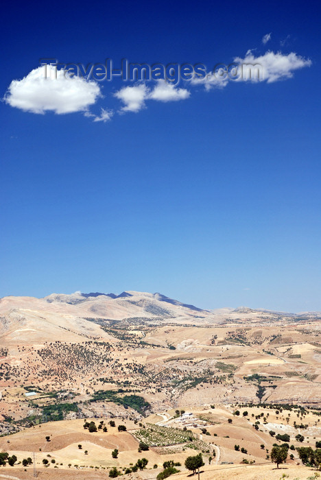 turkey590: Adiyaman province, Southeastern Anatolia, Turkey: Taurus mountains lanscape - instense sky - photo by W.Allgöwer - (c) Travel-Images.com - Stock Photography agency - Image Bank