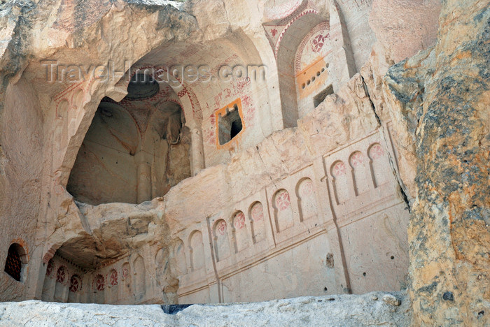 turkey622: Cappadocia - Göreme, Nevsehir province, Central Anatolia, Turkey: Open Air Museum - cave church lacking floor - photo by W.Allgöwer - (c) Travel-Images.com - Stock Photography agency - Image Bank