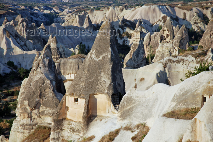turkey628: Cappadocia - Göreme, Nevsehir province, Central Anatolia, Turkey: tufa landscape - cones - photo by W.Allgöwer - (c) Travel-Images.com - Stock Photography agency - Image Bank