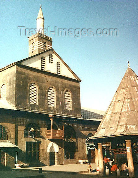 turkey66: Diyarbakir - Kurdistan ,Diyarbakir province, Southeast Anatolia region, Turkey: the friday mosque - Cami - photo by G.Frysinger - (c) Travel-Images.com - Stock Photography agency - Image Bank