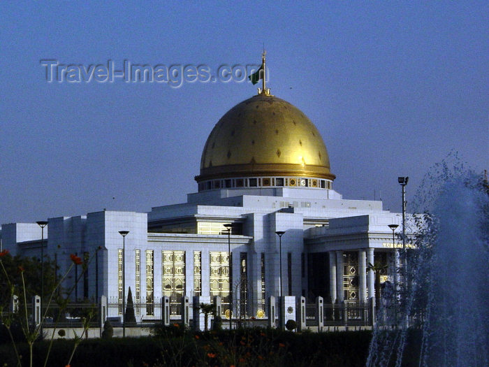 turkmenistan13: Turkmenistan - Ashghabat / Ashgabat / Ashkhabad / Ahal / ASB: the Place of the Turkmenbashi - presidential palace - photo by Alejandro Slobodianik) - (c) Travel-Images.com - Stock Photography agency - Image Bank