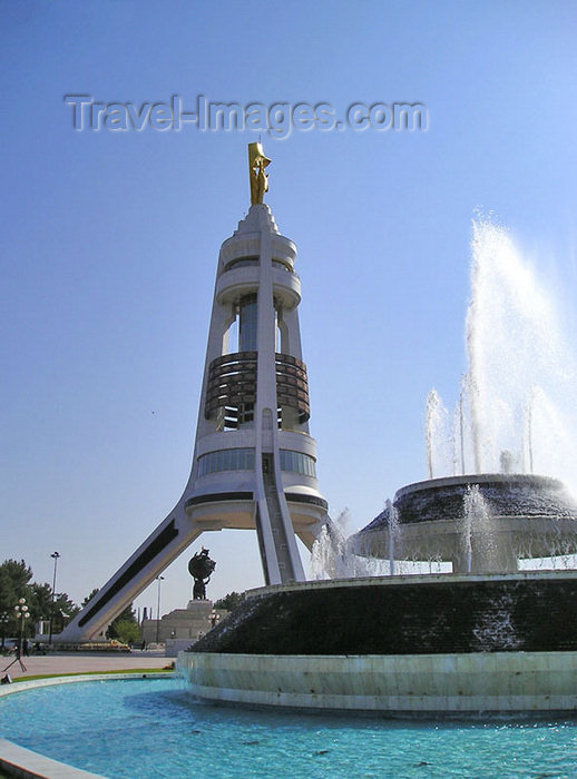 turkmenistan84: Ashgabat - Turkmenistan - Arch of Neutrality and a fountain - photo by G.Karamyanc / Travel-Images.com - (c) Travel-Images.com - Stock Photography agency - Image Bank