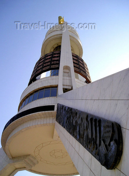 turkmenistan86: Ashgabat - Turkmenistan - Arch of Neutrality - looking up - photo by G.Karamyanc / Travel-Images.com - (c) Travel-Images.com - Stock Photography agency - Image Bank