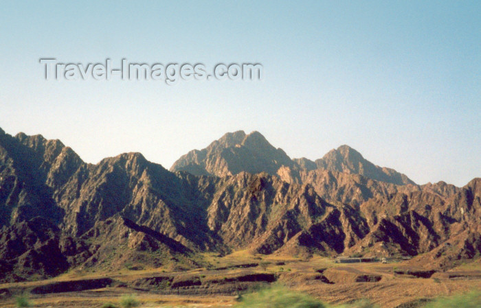 uaefj4: UAE - Al Fujairah: the Hajar Mountains - photo by M.Torres - (c) Travel-Images.com - Stock Photography agency - Image Bank