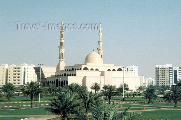 uaesj2: UAE - Sharjah / SHJ : King Faisal Mosque - Al Soor - photo by M.Torres - (c) Travel-Images.com - Stock Photography agency - Image Bank