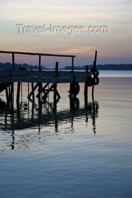 uganda53: Uganda - Bugala - Ssese Islands - evening at Lake Victoria - Kalangala District - photo by E.Andersen - (c) Travel-Images.com - Stock Photography agency - Image Bank