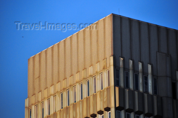 uganda78: Kampala, Uganda: Bank of Uganda building detail, the Central Bank of Uganda, Jinja Road - photo by M.Torres - (c) Travel-Images.com - Stock Photography agency - Image Bank