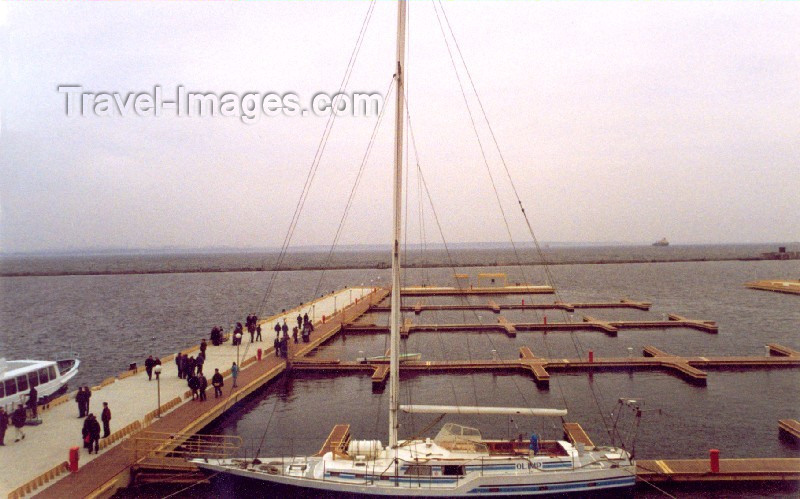 ukra18: Ukraine - Odessa / Odesa / ODS:  marina - where did all the yachts go? (photo by Nacho Cabana) - (c) Travel-Images.com - Stock Photography agency - Image Bank