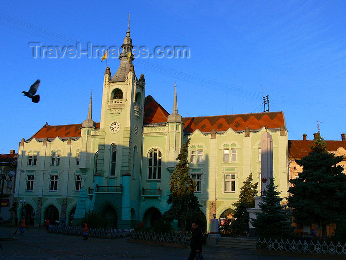 ukra95: Mukachevo, Transcarpathia / Zakarpattya, Ukraine: town hall - photo by J.Kaman - (c) Travel-Images.com - Stock Photography agency - Image Bank