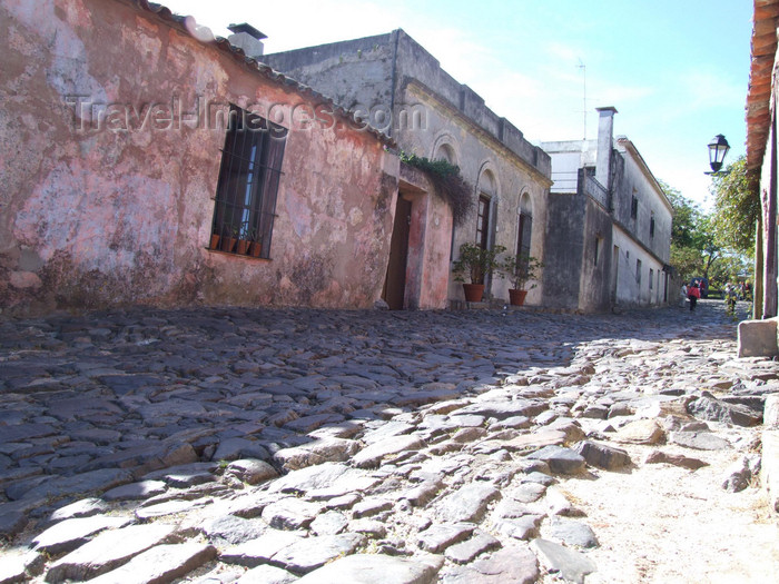 uruguay23: Uruguay - Colonia del Sacramento - Founded in 1680 by the Portuguese - the oldest street of Colonia - UNESCO World Heritage Site - photo by M.Bergsma - (c) Travel-Images.com - Stock Photography agency - Image Bank