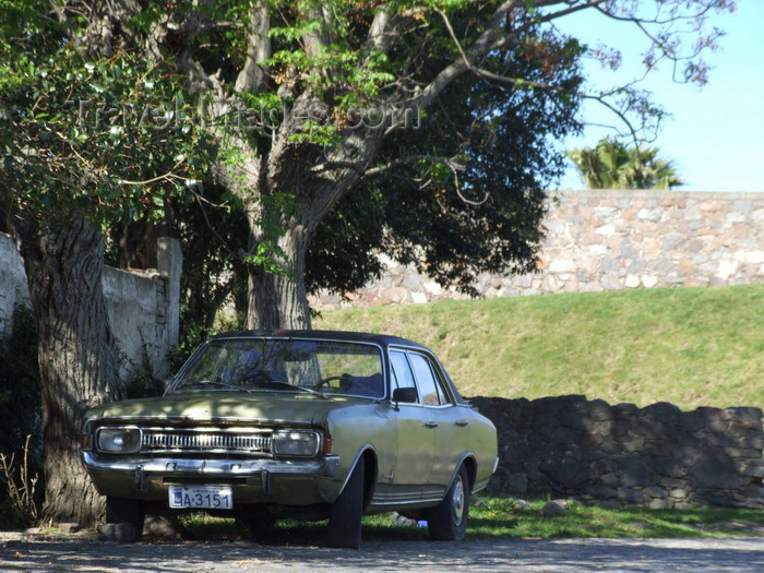 uruguay33: Uruguay - Colonia del Sacramento - The newest car of Colonia - photo by M.Bergsma - (c) Travel-Images.com - Stock Photography agency - Image Bank