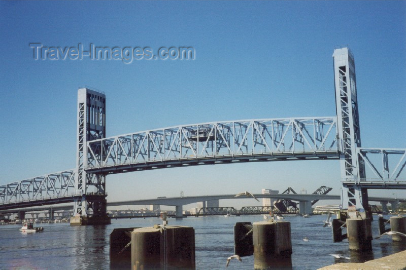 usa10: Jacksonville / JAX / CRG (Florida): bridge over the St. Johns river - Duval county - truss - photo by M.Torres - (c) Travel-Images.com - Stock Photography agency - Image Bank
