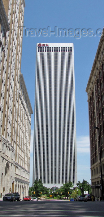 usa1020: Tulsa, Oklahoma, USA: BOK tower - Bank of Oklahoma - designed by Minoru Yamasaki - formerly One Williams Center - skyscraper - photo by G.Frysinger - (c) Travel-Images.com - Stock Photography agency - Image Bank