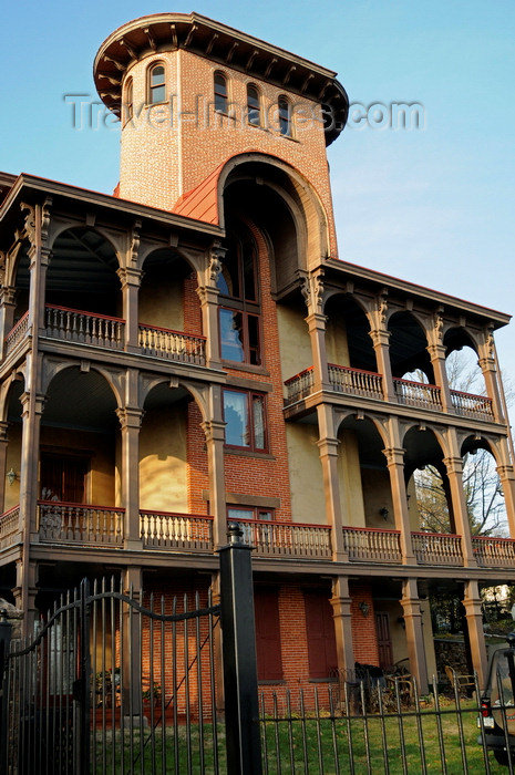 usa1051: Bristol, Bucks County, Pennsylvania, USA: building with arches - photo by N.Chayer - (c) Travel-Images.com - Stock Photography agency - Image Bank