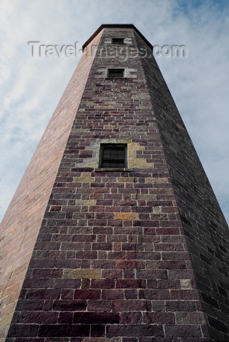 usa1060: Viginia Beach, Virginia, USA: McComb Tower, built in 1792) the original Cape Henry Lighthouse - entry way into the Chesapeake Bay - symbol for the City of Virginia Beach - stone masonry tower - the first federal construction project under the Constitution - photo by C.Lovell - (c) Travel-Images.com - Stock Photography agency - Image Bank