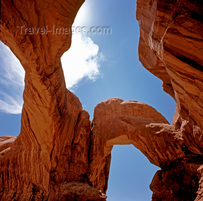 usa107: Arches National Park, Utah, USA: Double Arch is arguably the most magnificent Entrada Sandstone formation in the Park - photo by C.Lovell - (c) Travel-Images.com - Stock Photography agency - Image Bank