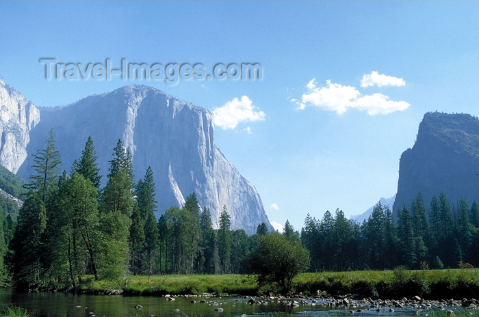 usa110: Yosemite National Park (California): lake and the Sierra Nevada - Unesco world heritage site - Photo by R.Eime - (c) Travel-Images.com - Stock Photography agency - Image Bank