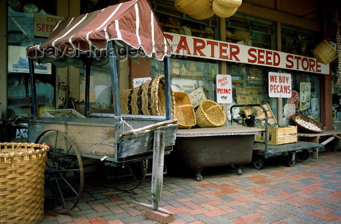 usa1106: Memphis, Tennessee, USA: Carter Seed Store on South Front St - operates as much for tourists as for the farmers - photo by C.Lovell - (c) Travel-Images.com - Stock Photography agency - Image Bank