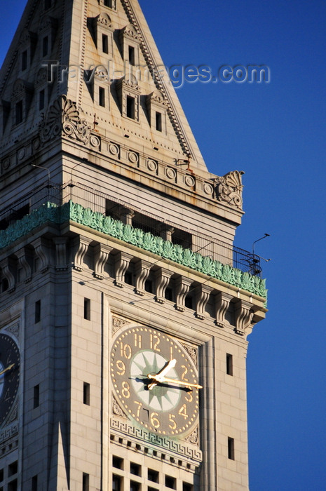 usa1136: Boston, Massachusetts, USA: Custom House Tower, McKinley Square, Financial District - architects Peabody, Stearns and Furber - clock face and pyramid roof - photo by M.Torres - (c) Travel-Images.com - Stock Photography agency - Image Bank