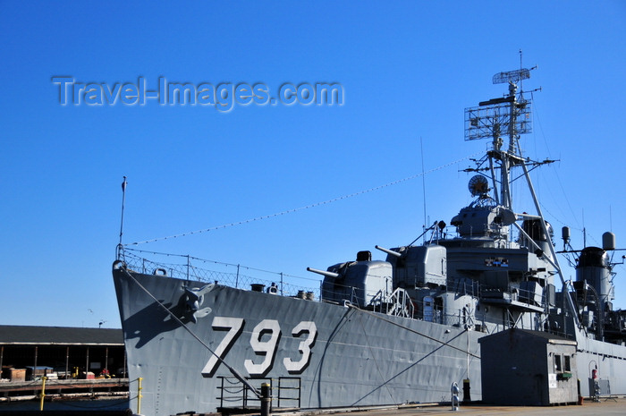 usa1157: Boston, Massachusetts, USA: Charlestown Navy Yard - Charlestown Navy Yard - USS Cassin Young DD-793, a Fletcher-class destroyer, now berthed and preserved as a memorial ship - photo by M.Torres - (c) Travel-Images.com - Stock Photography agency - Image Bank