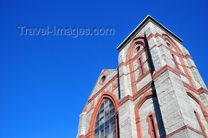 usa1170: Boston, Massachusetts, USA: Charlestown - St Mary's Catholic Church - Tudor Gothic architecture - St. Catherine of Siena Parish - photo by M.Torres - (c) Travel-Images.com - Stock Photography agency - Image Bank