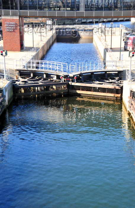 usa1172: Boston, Massachusetts, USA: Charles River Dam - Colonel Richard Gridley Locks - part of the Boston Harborwalk - photo by M.Torres - (c) Travel-Images.com - Stock Photography agency - Image Bank