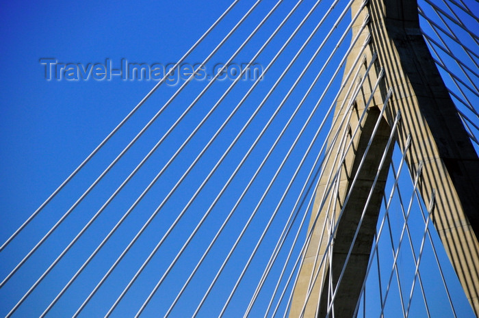 usa1174: Boston, Massachusetts, USA: Leonard P. Zakim Bunker Hill Memorial Bridge - cable-stayed bridge - pillar - multicable, fan arrangement - civil engineers Christian Menn and Ruchu Hsu - photo by M.Torres - (c) Travel-Images.com - Stock Photography agency - Image Bank