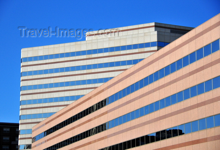 usa1180: Boston, Massachusetts, USA: Tip O'Neill Federal Building - Causeway St - Passport Agency, Social Security Office, Peace Corps, Secret Service - designed by The Stubbins Associates, Inc. - photo by M.Torres - (c) Travel-Images.com - Stock Photography agency - Image Bank