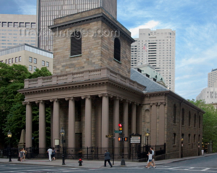 usa1209: Boston, Massachusetts, USA: the Kings Chapel is the first Anglican Church in New England founded in 1686 - Christian Unitarian church - Georgian Style - architect Peter Harrison  - photo by C.Lovell - (c) Travel-Images.com - Stock Photography agency - Image Bank