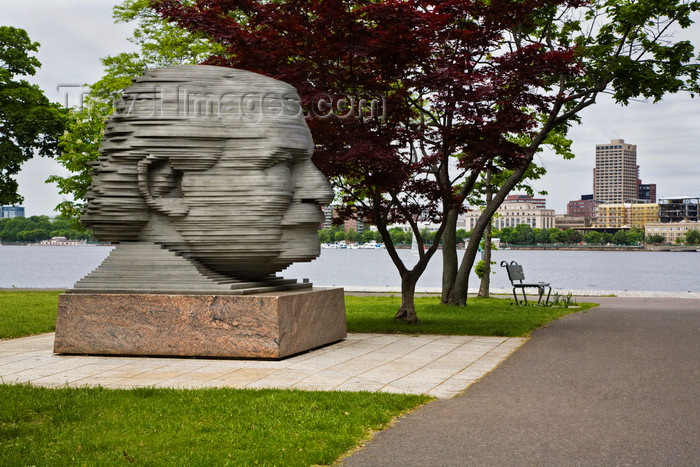 usa1215: Boston, Massachusetts, USA: a statue of Austrian-American conductor Arthur Fiedler, of the Boston Pops Orchestra in Charles River Park - Back Bay - photo by C.Lovell - (c) Travel-Images.com - Stock Photography agency - Image Bank