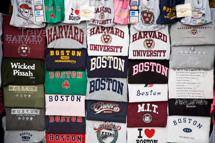 usa1230: Cambridge, Greater Boston, Massachusetts, USA: Boston Red Socks and Harvard University t-shirts for sale - photo by C.Lovell - (c) Travel-Images.com - Stock Photography agency - Image Bank