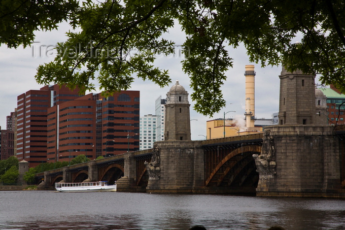 usa1231: Cambridge, Greater Boston, Massachusetts, USA: Longfellow Bridge seen from Charles River Park on the Boston side - Salt-and-Pepper Bridge - steel rib arch bridge - photo by C.Lovell - (c) Travel-Images.com - Stock Photography agency - Image Bank