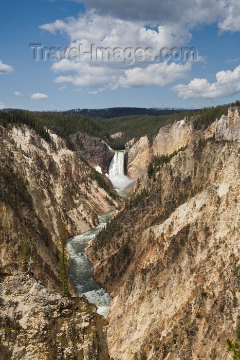 usa1274: Yellowstone National Park, Wyoming, USA: Grand Canyon of the Yellowstone river, with Lower Yellowstone Falls at the top - photo by C.Lovell - (c) Travel-Images.com - Stock Photography agency - Image Bank