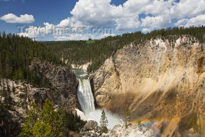 usa1277: Yellowstone National Park, Wyoming, USA: Lower Yellowstone Falls drops into the Grand Canyon of the Yellowstone - largest volume waterfall in the US Rocky Mountains - photo by C.Lovell - (c) Travel-Images.com - Stock Photography agency - Image Bank