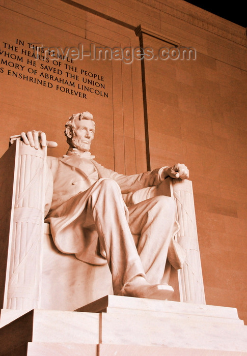 usa1329: Washington, D.C., USA: Lincoln Memorial - throne - the 16th president in his royal posture - statue carved by the Piccirilli brothers, under the supervision of the sculptor Daniel Chester French - photo by M.Torres - (c) Travel-Images.com - Stock Photography agency - Image Bank