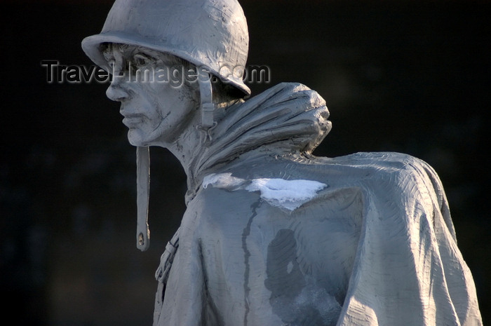 usa1361: Washington, D.C., USA: Korean War Veterans Memorial by Frank Chalfant Gaylord II - statue of an exhausted soldier - The Mall - photo by C.Lovell - (c) Travel-Images.com - Stock Photography agency - Image Bank