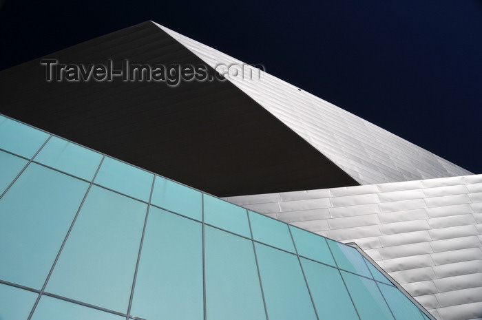 usa1399: Denver, Colorado, USA: Denver Art Museum - Frederic C. Hamilton building - deconstructivism inspired in geometric rock crystals - designed by Studio Daniel Libeskind and Davis Partnership Architects - photo by M.Torres - (c) Travel-Images.com - Stock Photography agency - Image Bank