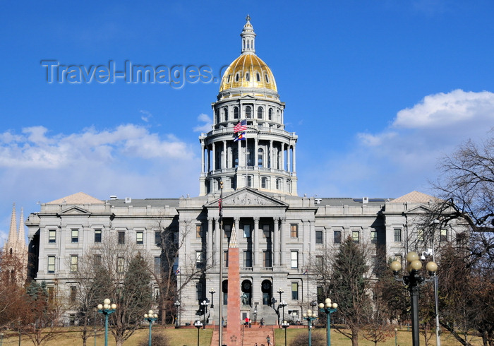 usa1423: Denver, Colorado, USA: Colorado State Capitol - East Colfax Avenue - main façade and obelisk, from Civic Center Park - photo by M.Torres - (c) Travel-Images.com - Stock Photography agency - Image Bank