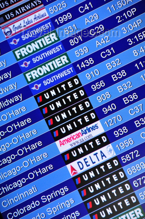 usa1446: Denver, Colorado, USA: Denver International Airport - departures board - mostly domestic flights leave from the third largest international airport in the world - DIA - IATA code DEN - photo by M.Torres - (c) Travel-Images.com - Stock Photography agency - Image Bank