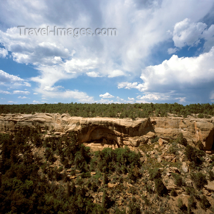 usa1489: Mesa Verde National Park, Montezuma County, Colorado, USA: Oak Tree House was one of the major Anasazi cliff dwellings - photo by C.Lovell - (c) Travel-Images.com - Stock Photography agency - Image Bank