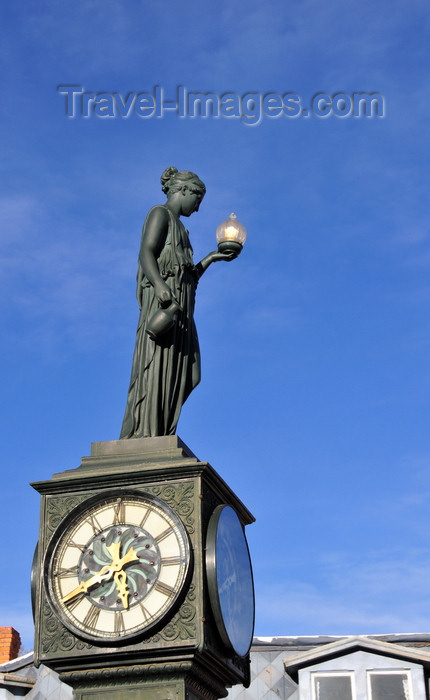 usa1516: Manitou Springs, El Paso County, Colorado, USA: Wheeler Town Clock with a sculpture of Hebe - cast in Italy - photo by M.Torres - (c) Travel-Images.com - Stock Photography agency - Image Bank