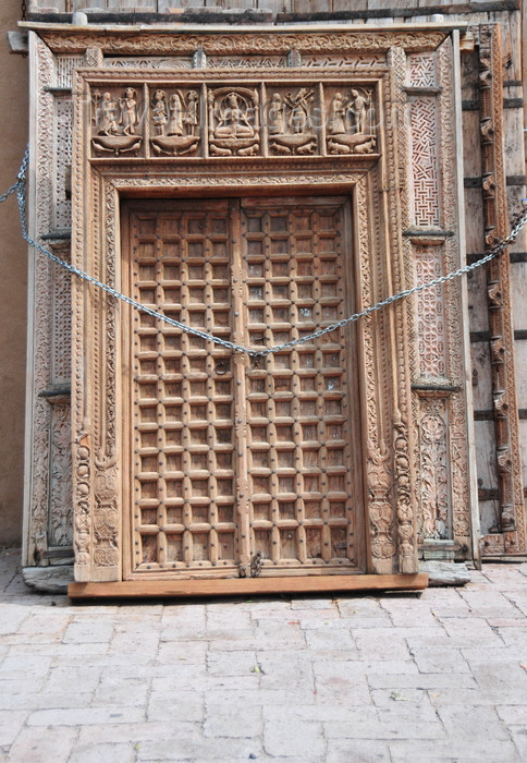 usa1560: Santa Fé, New Mexico, USA: Indian doors - carved wood work - for sale at Seret & Sons - photo by M.Torres - (c) Travel-Images.com - Stock Photography agency - Image Bank