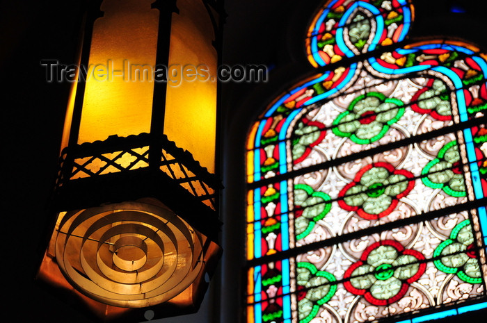 usa1566: Santa Fé, New Mexico, USA: Loretto Chapel - lantern and a French stained glass window - photo by M.Torres - (c) Travel-Images.com - Stock Photography agency - Image Bank