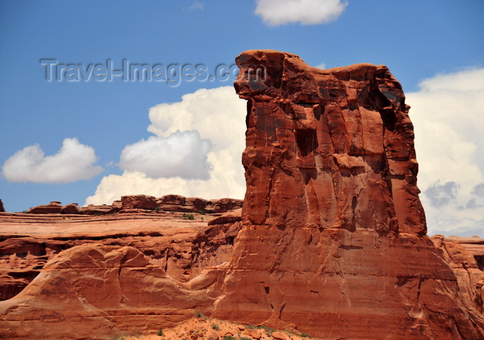 usa1670: Arches National Park, Utah, USA: Courthouse Towers - Sheep Roc - once part of an arch - photo by M.Torres - (c) Travel-Images.com - Stock Photography agency - Image Bank