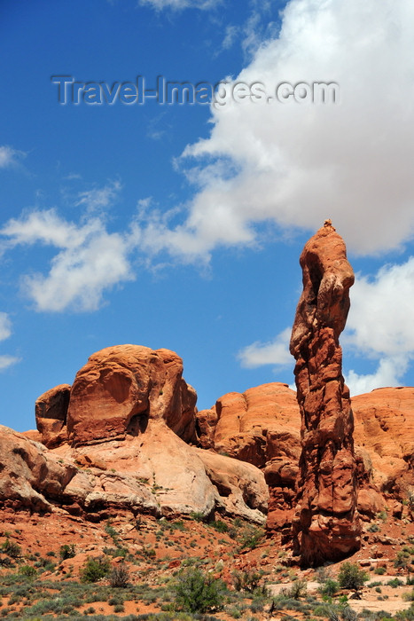 usa1672: Arches National Park, Utah, USA: pinnacles in the Great Wall - photo by M.Torres - (c) Travel-Images.com - Stock Photography agency - Image Bank