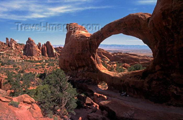 usa1698: Arches National Park, Utah, USA: Double O Arch in the Devil's Garden - stacked double arch - photo by C.Lovell - (c) Travel-Images.com - Stock Photography agency - Image Bank